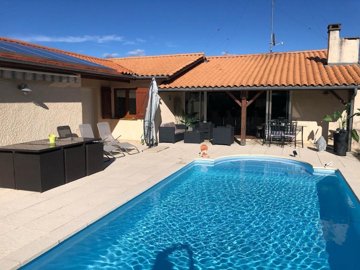 Lumineuse, Et Jardin Et Piscine Privatifs, Tv Connectee * Audenge